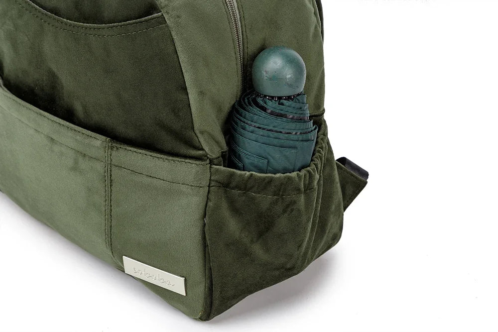 Wickeltasche Kinderwagen Velvet – Weich, Praktisch & Mit Schnullerbox | Nuvlee