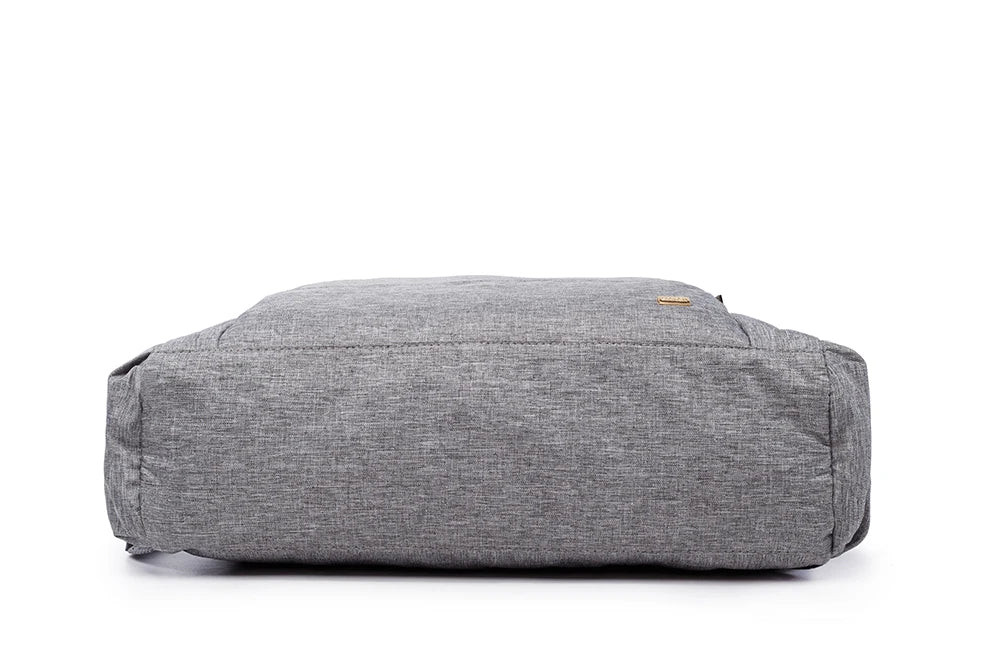 Wickeltasche Kinderwagen Max – Groß & pflegeleicht für Mamas | Nuvlee