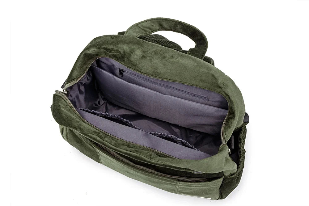 Wickeltasche Kinderwagen Velvet – Weich, Praktisch & Mit Schnullerbox | Nuvlee